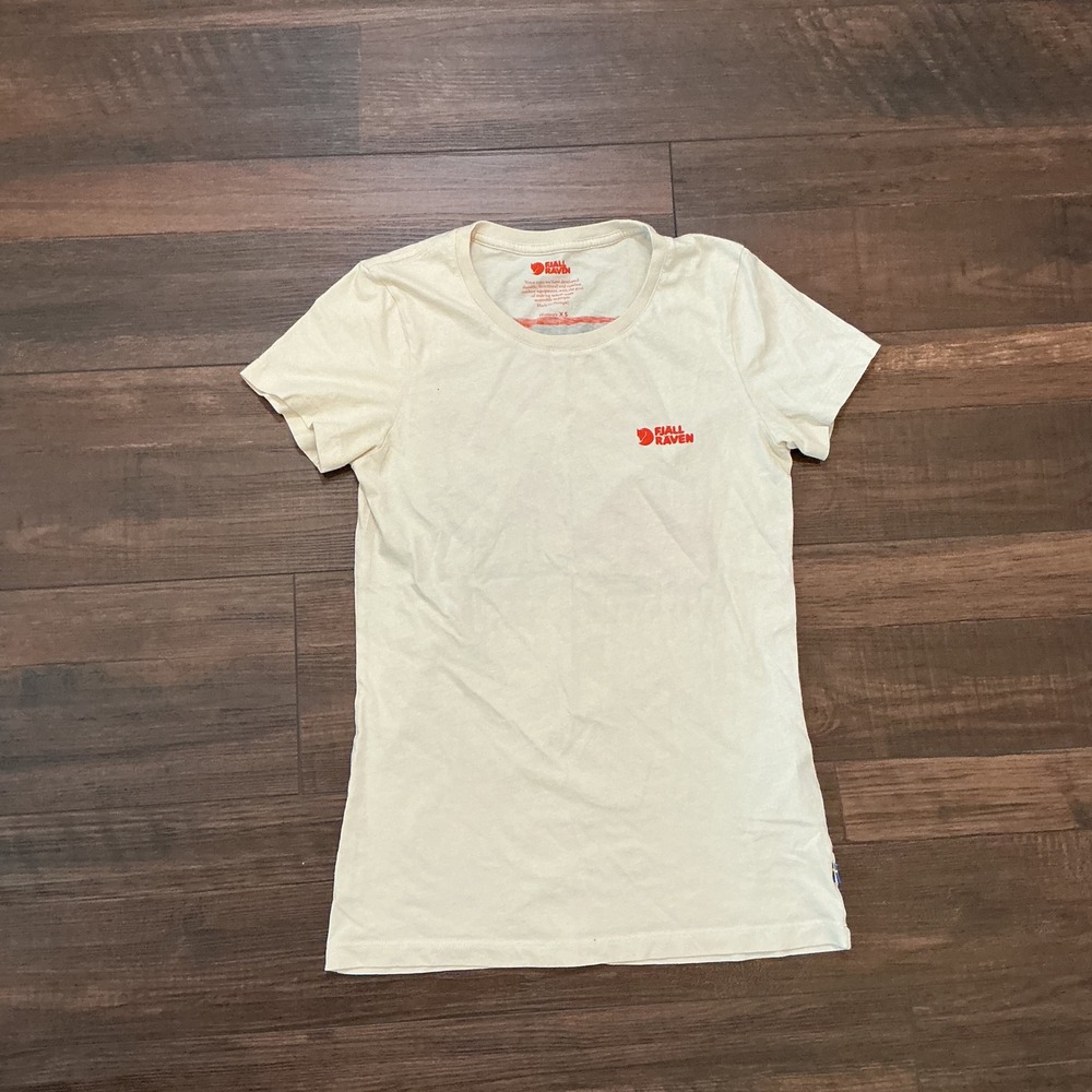 Fjallraven Forever Nature Graphic T-Shirt Cream Slim Fit XS Hiking Outdoor Tee